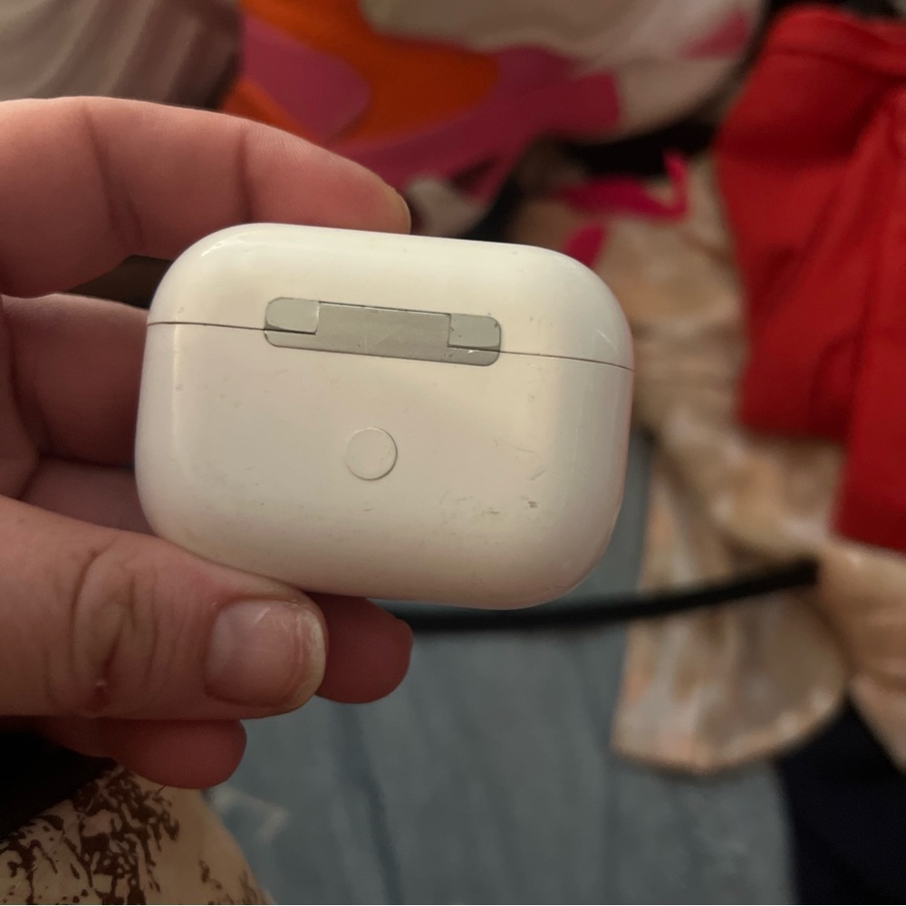 Apple White Earbud Headphones